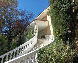 Casa o xalet en venda a Calle de Navarredonda de Gredos, Fuentelarreina