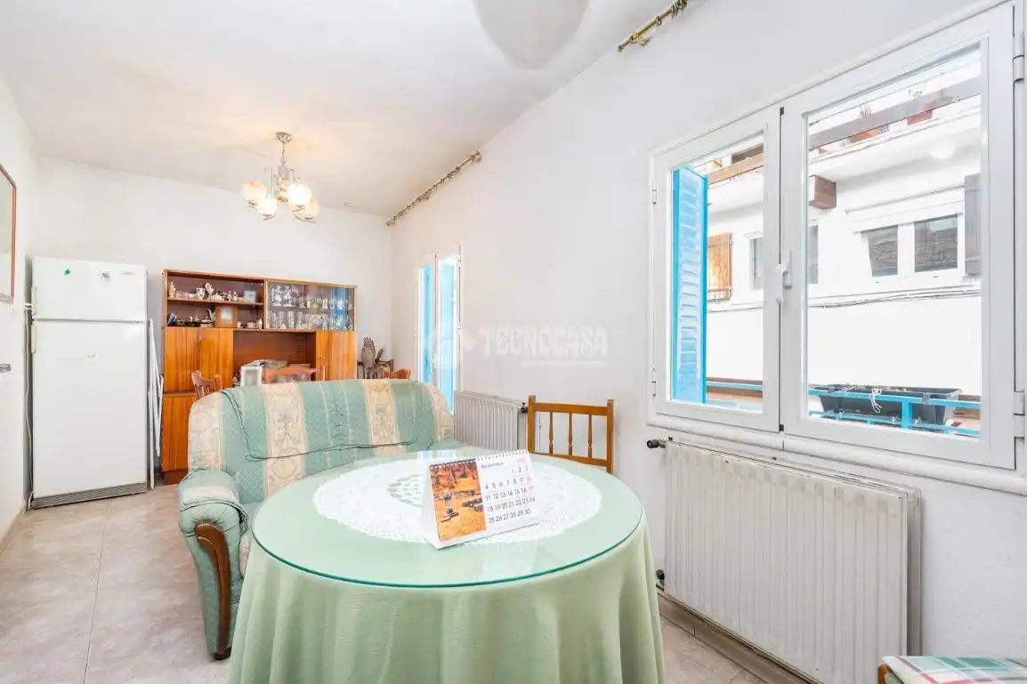 Sala de estar de Piso en venta en Miraflores de la Sierra con Calefacción