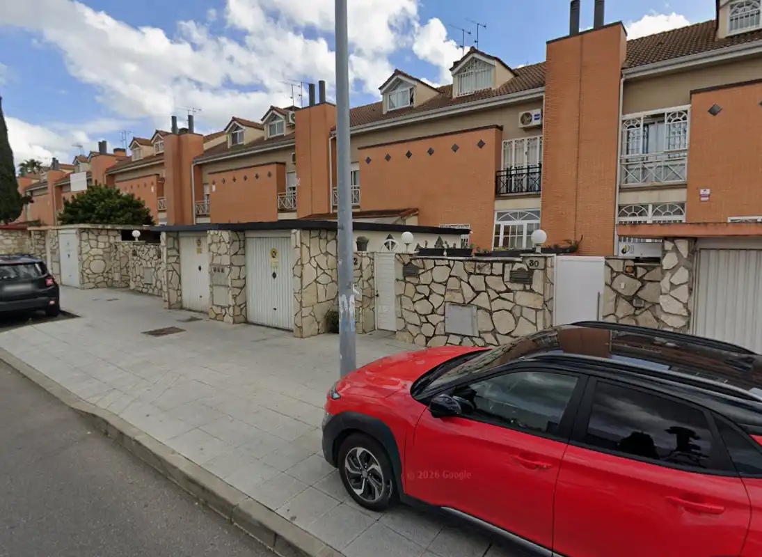 Exterior view of Houses for sale in Parla  with Private garden
