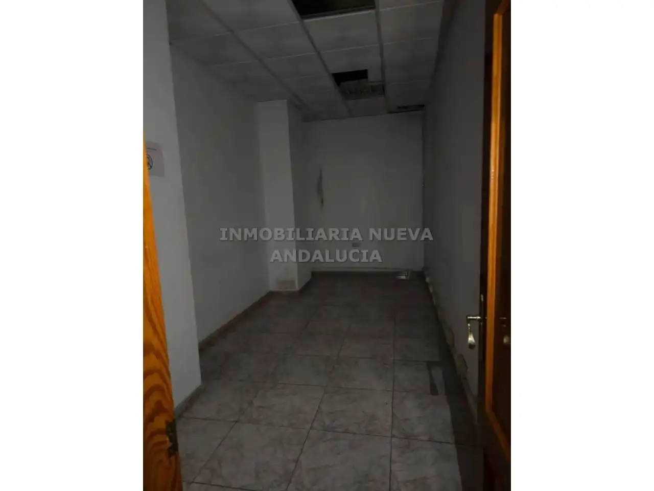 Local comercial de lloguer a Nueva Andalucía, imagen 9