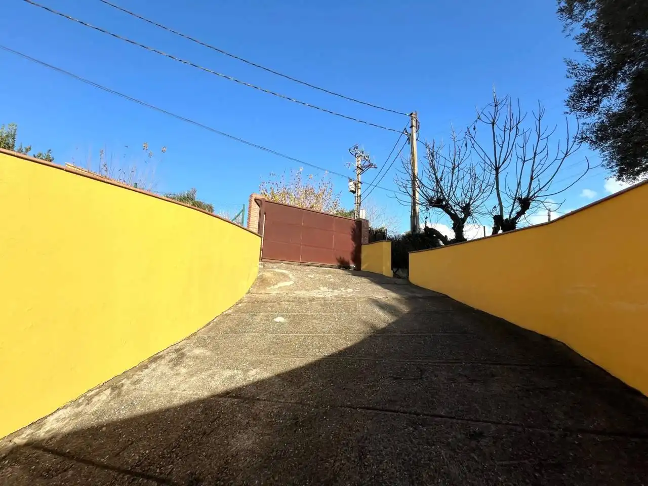 Vista exterior de Casa o chalet en venta en Girona con Calefacción, Jardín privado y Terraza