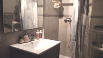 Bathroom of Flat for sale in Terrassa  with Balcony