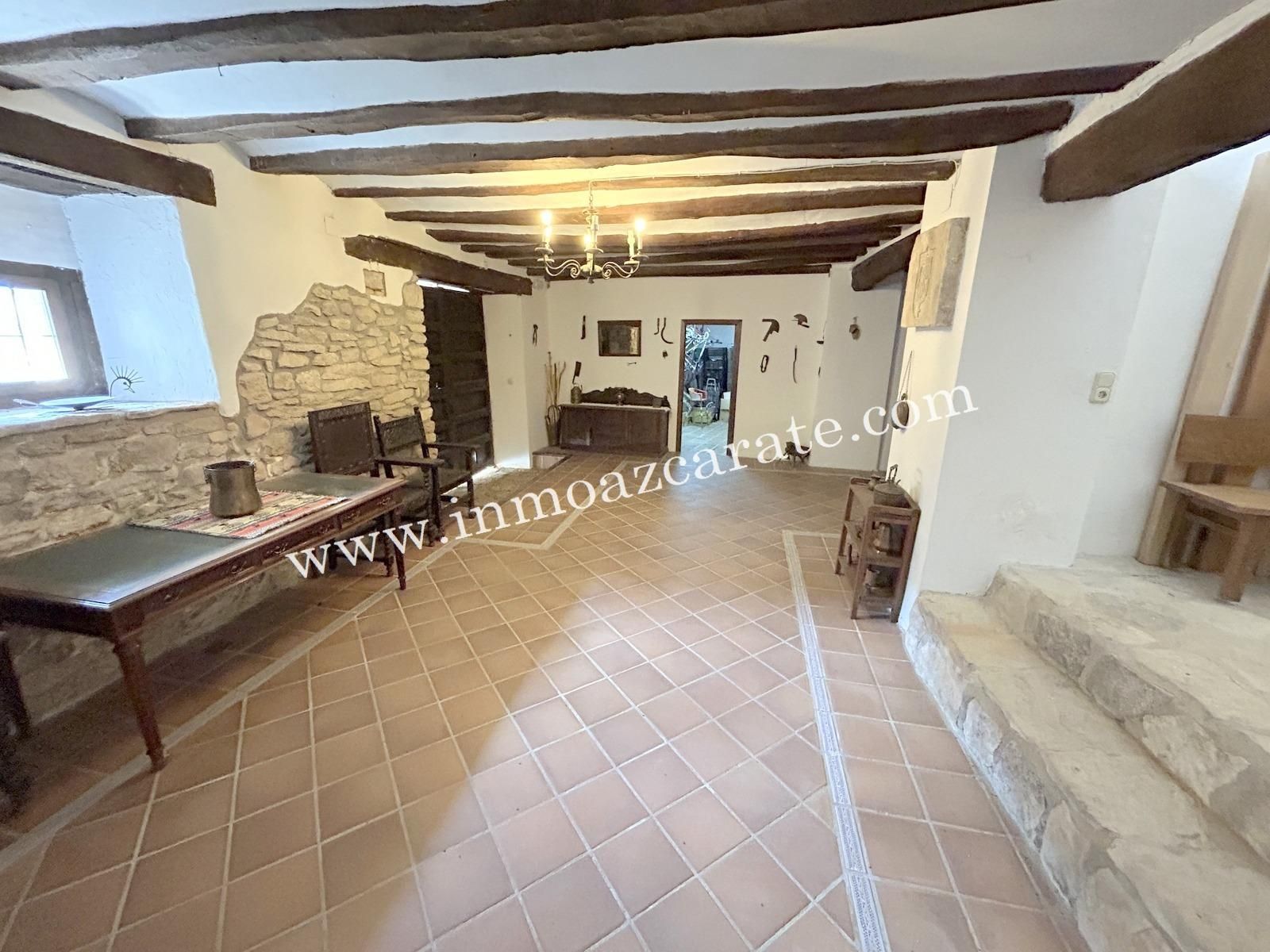 Casa o xalet en venda en Valle de Yerri / Deierri amb Calefacció, Terrassa i Traster