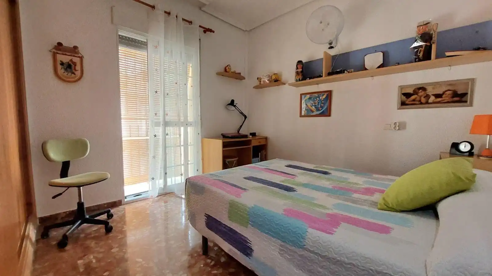 Dormitori de Casa adosada en venda en Córdoba amb Aire condicionat, Terrassa i Traster