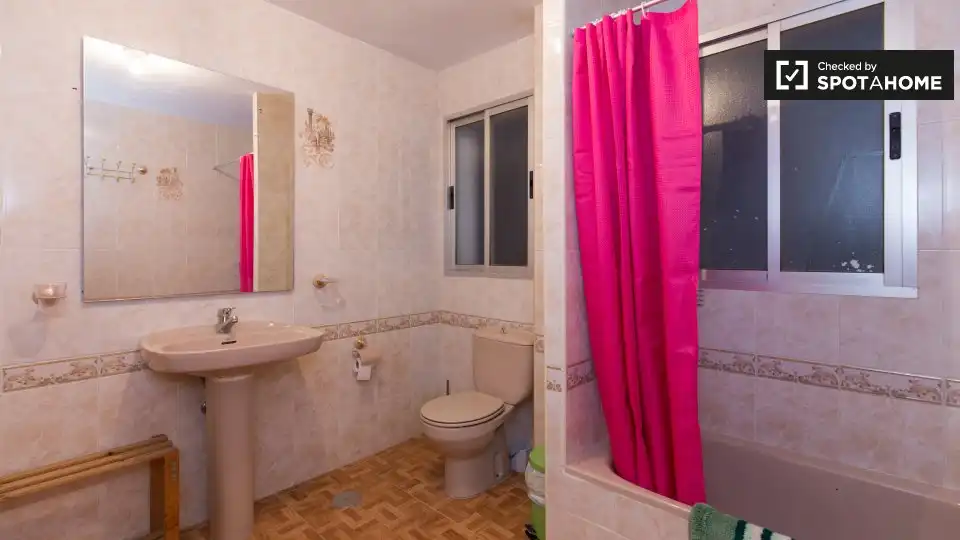 Habitación en Camino de Ronda