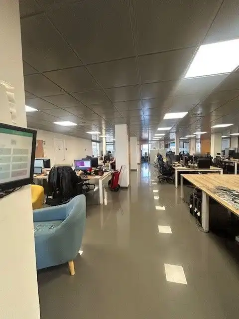 Office space with lift to rent in Eixample, imagen 2