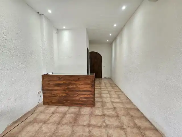 Local comercial de lloguer a Carrer Santiago Rusiñol, imagen 9