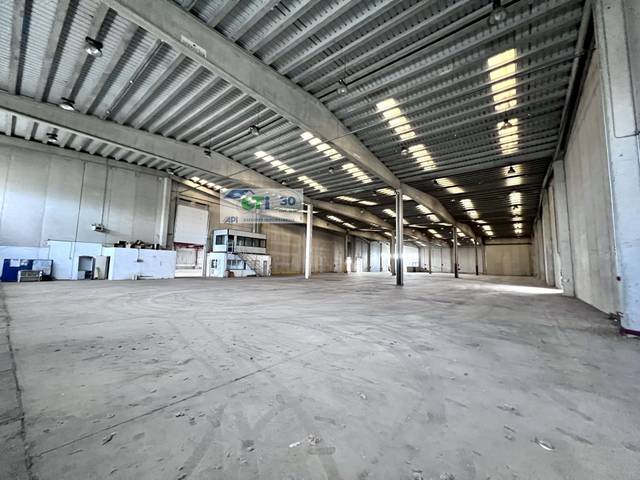 Nave industrial en Alquiler en POL EUROPA II, NAVE 17 en Venta del Olivar