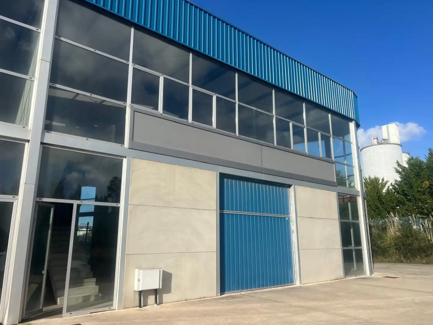 Exterior view of Industrial buildings for rent in Narón