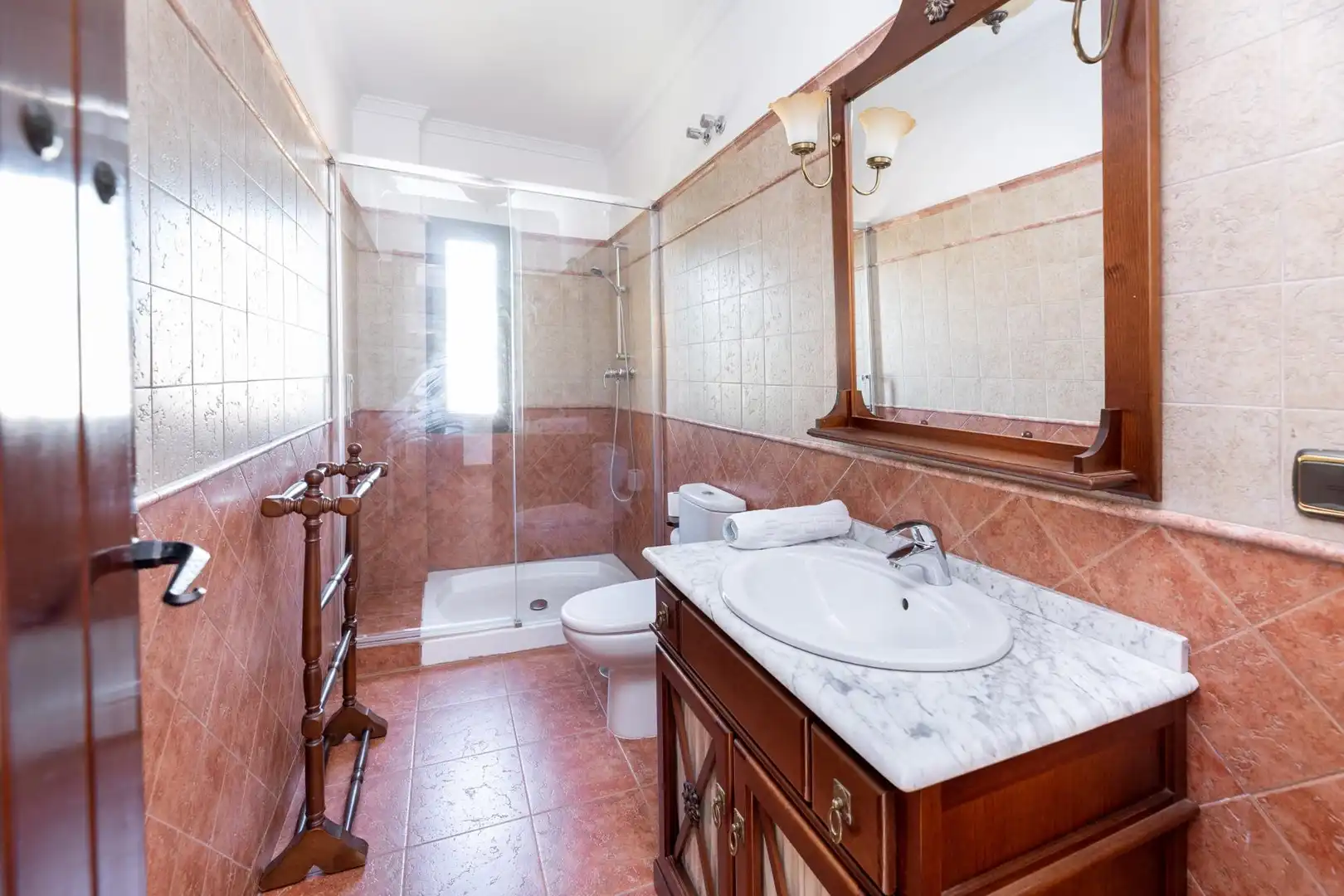 Baño de Casa o chalet en venta en Villa de Otura con Aire acondicionado, Jardín privado y Terraza