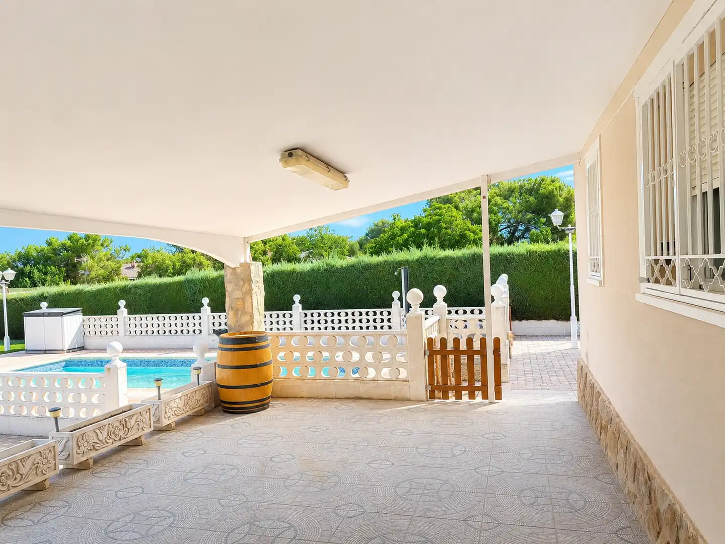 Terraza de Casa o chalet en venta en Nuevo Baztán con Aire acondicionado, Calefacción y Jardín privado