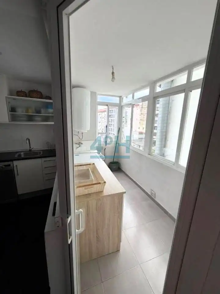 Cuina de Pis en venda en Ourense Capital  amb Calefacció i Traster