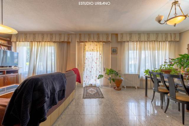 Casa-chalet en Venta en Águila en Santa Marta de Tormes