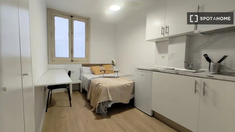 Room in Trafalgar