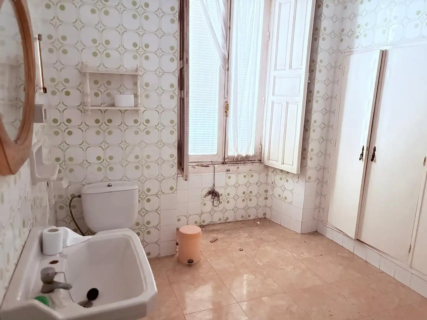 Badezimmer von Country house zum Verkauf in Porcuna