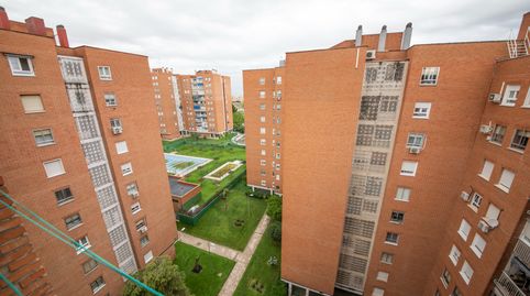 Foto 3 de Piso en venta en Avenida del Alcalde José Aranda, 28, Parque Ondarreta - Urtinsa, Alcorcón
