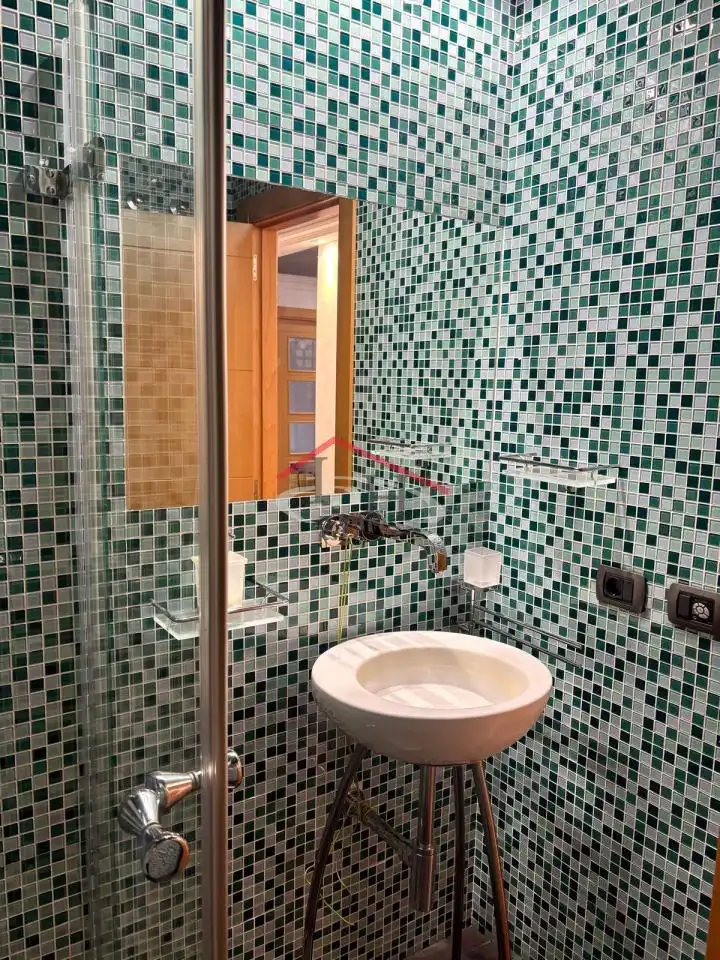 Bathroom of Flat for rent in León Capital   with Heating, Parquet flooring and Terrace