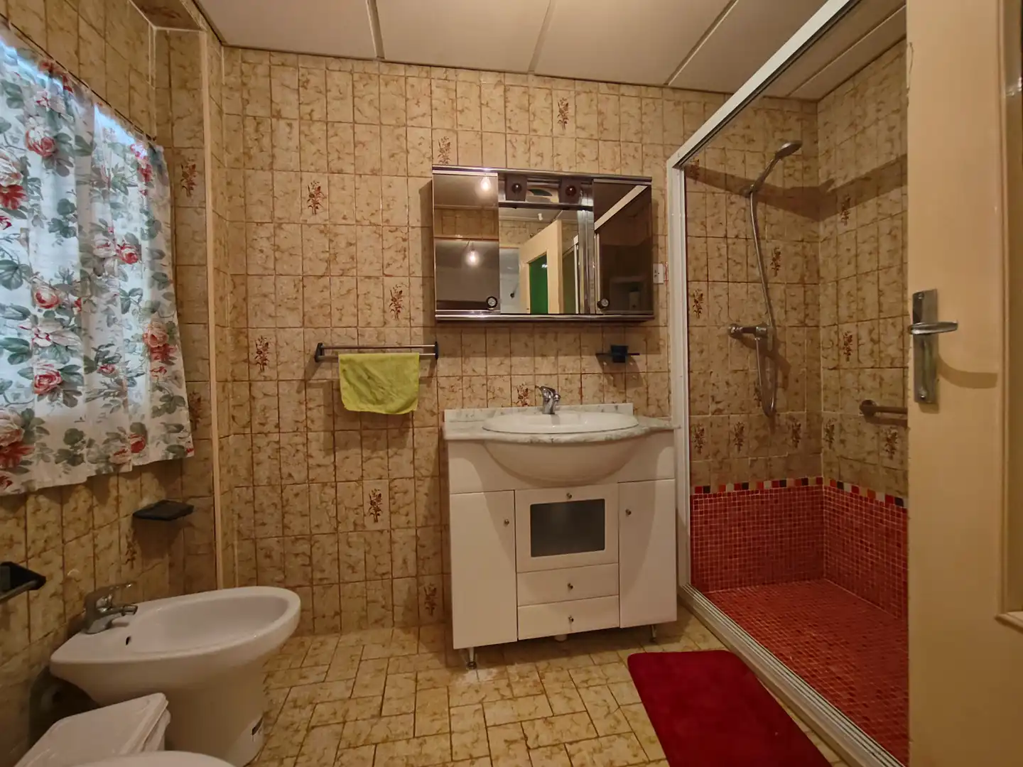 Bathroom of Detached homes for sale in Priego de Córdoba  with Air Conditioner, Private garden and Terrace
