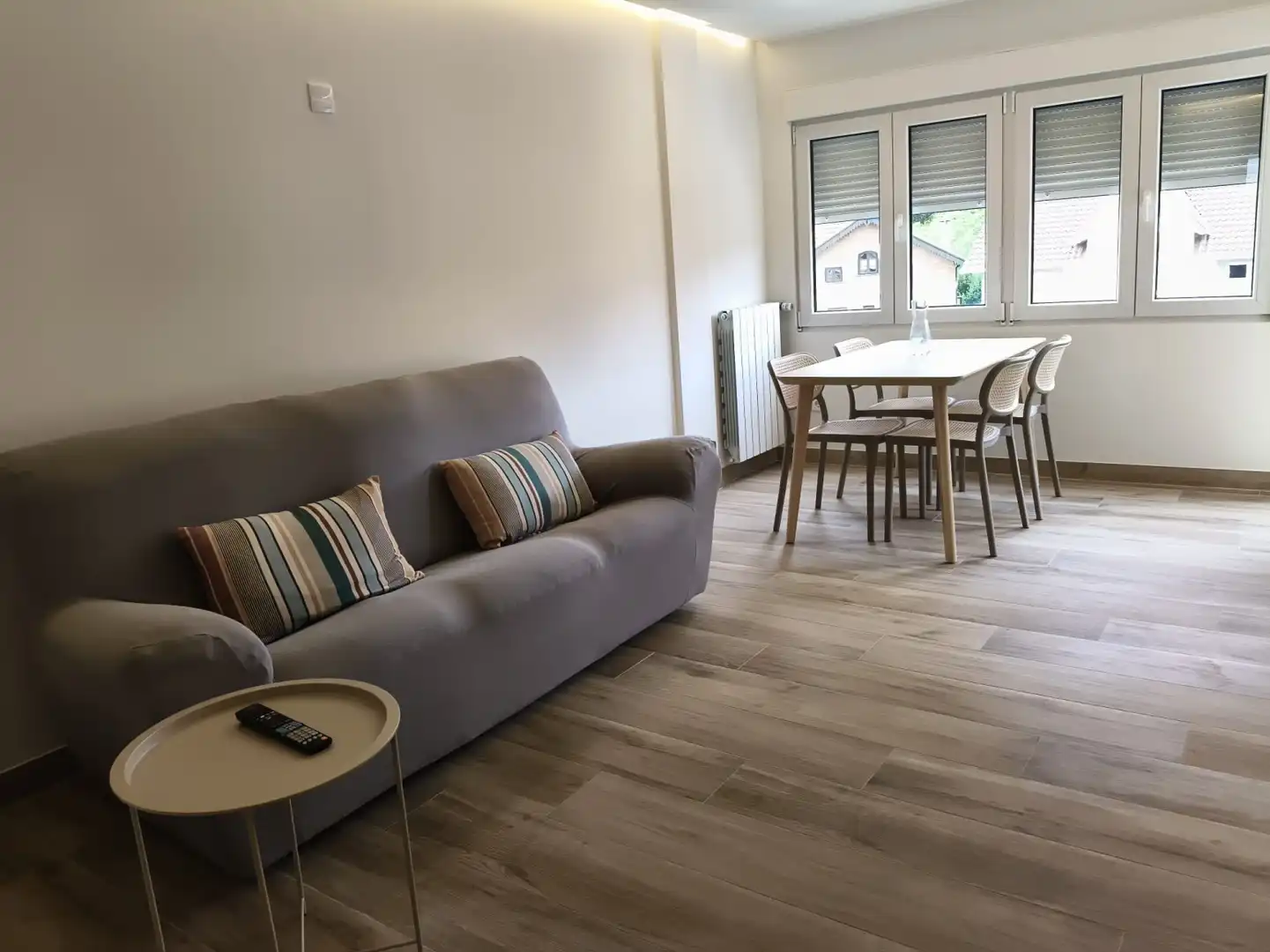 Sala d'estar de Pis de lloguer en Medio Cudeyo amb Calefacció, Terrassa i Traster