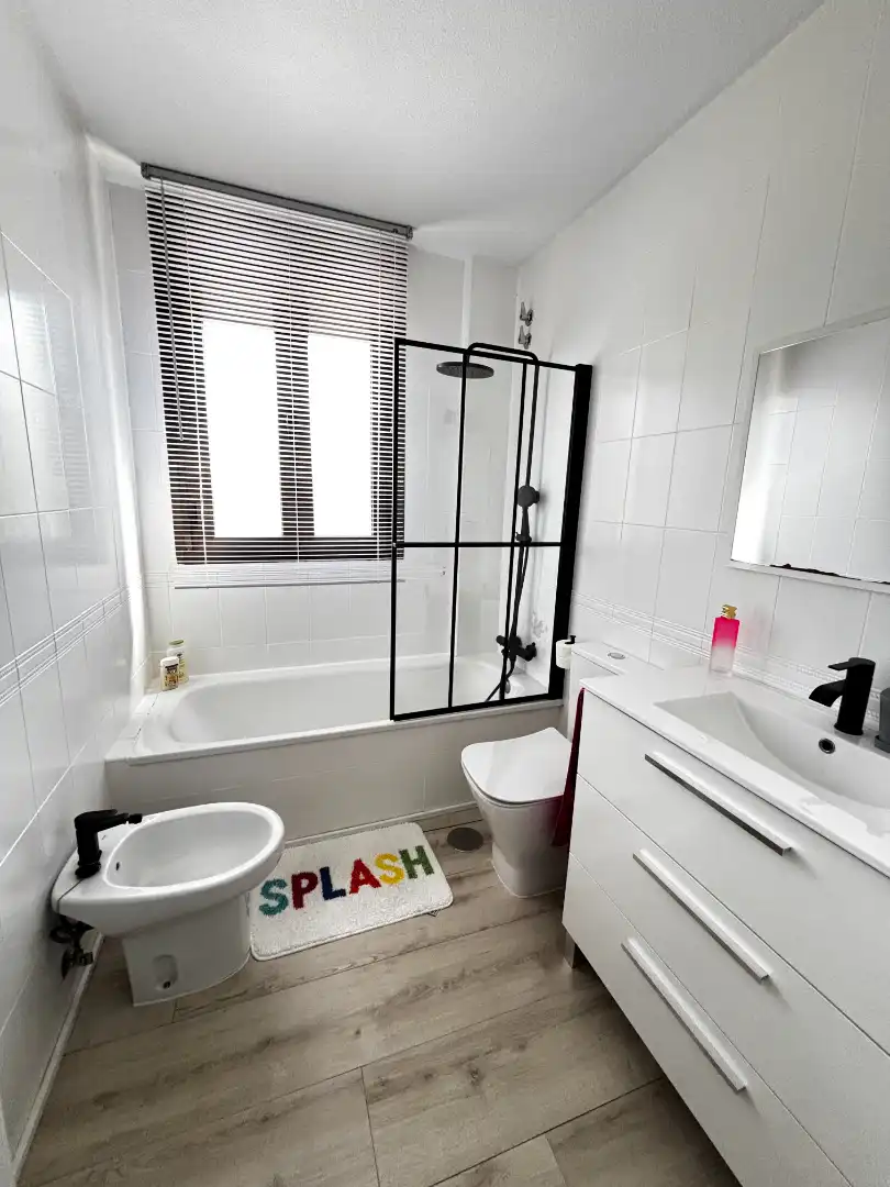 Baño de Casa adosada en venta en Algete con Aire acondicionado, Calefacción y Jardín privado