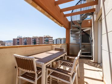 Penthouse with pool for sale in Centro ciudad