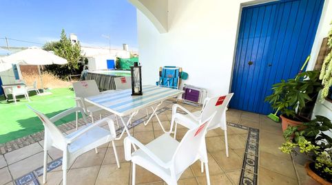 Casa Independiente de una planta en Villaverde. Sevilla.