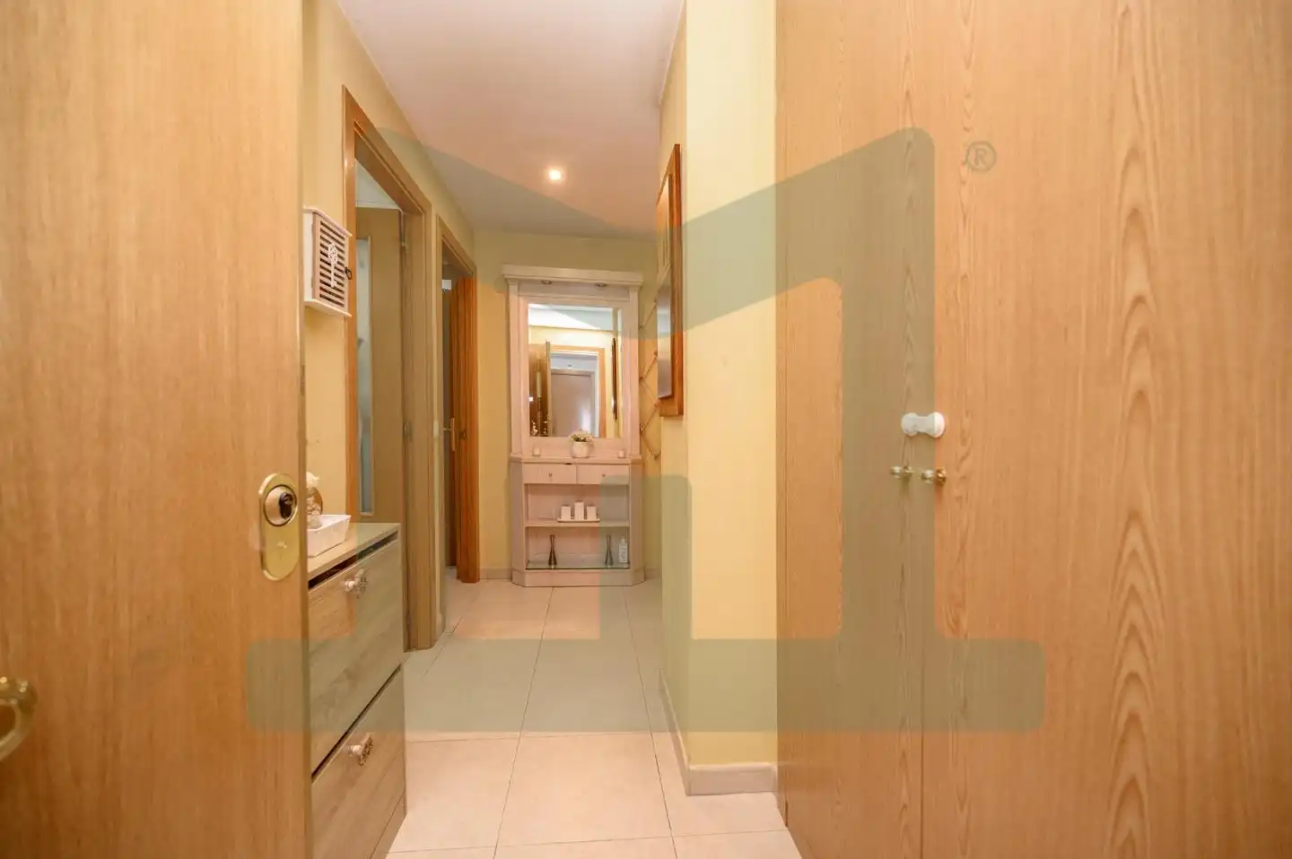 Wohnung zum Verkauf in Parla mit Klimaanlage, Heizung und Terrasse