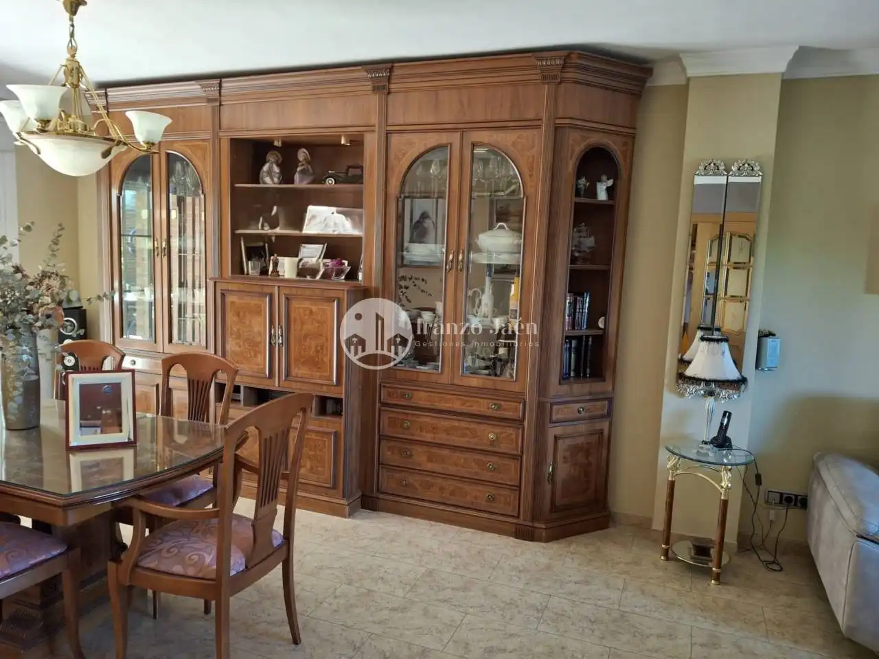 Comedor de Casa o chalet en venta en Jaén con Aire acondicionado, Calefacción y Terraza