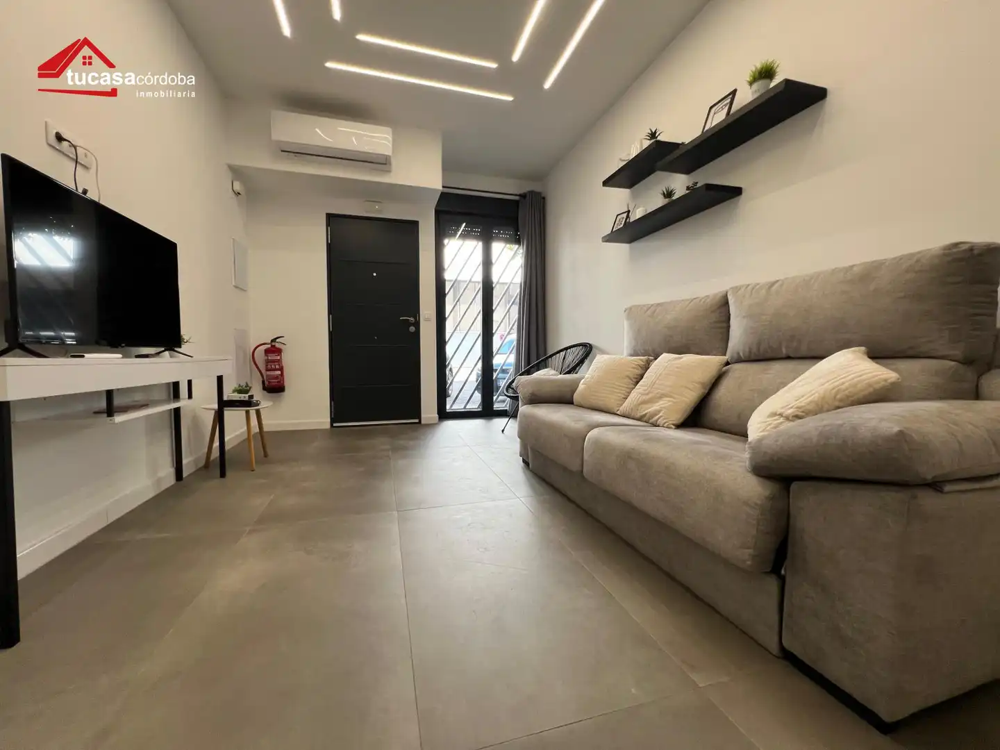 Sala d'estar de Apartament en venda en Córdoba amb Aire condicionat
