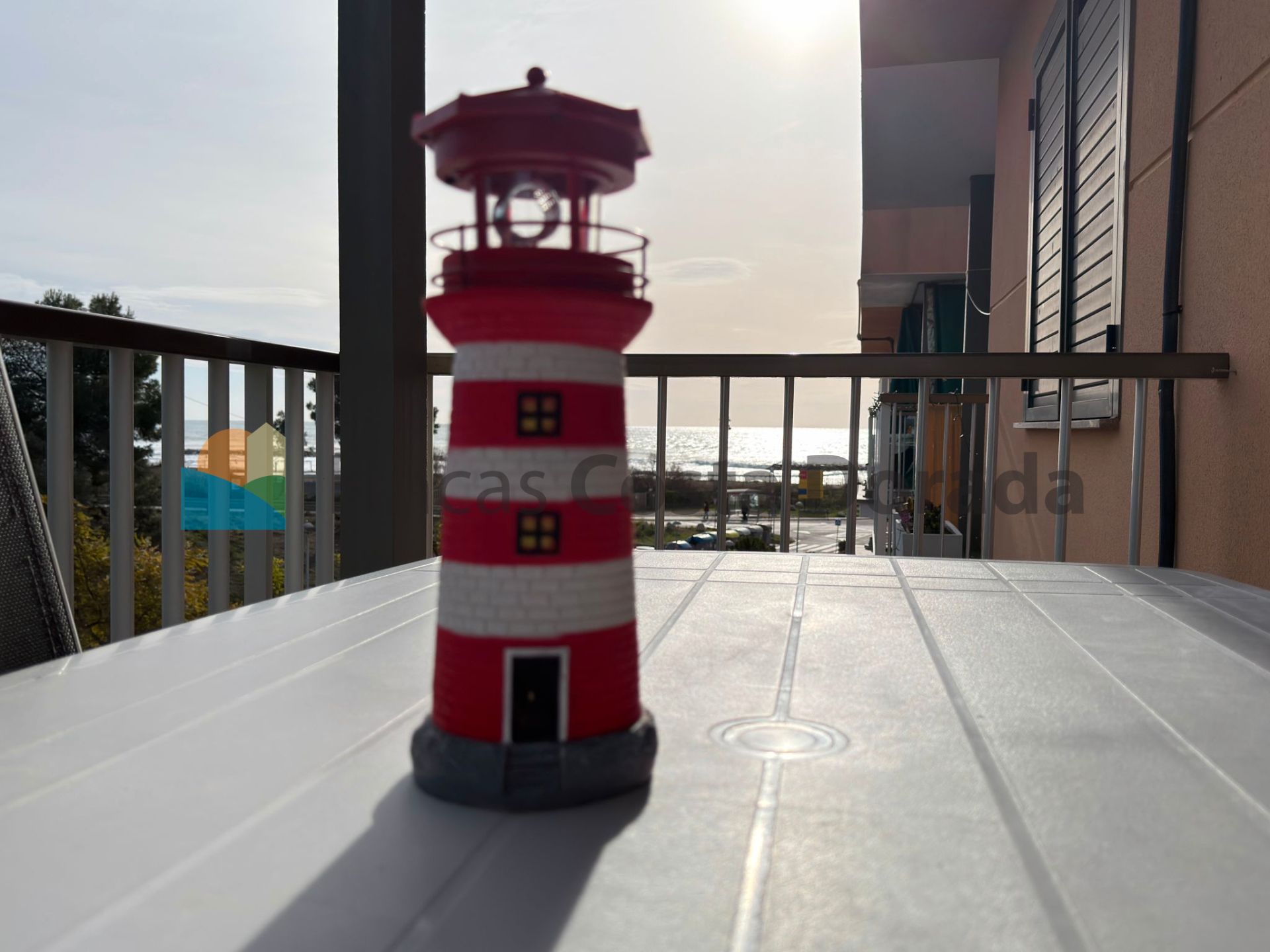 Exterior view of Apartment for sale in Vilanova i la Geltrú  with Terrace, Furnished and Oven