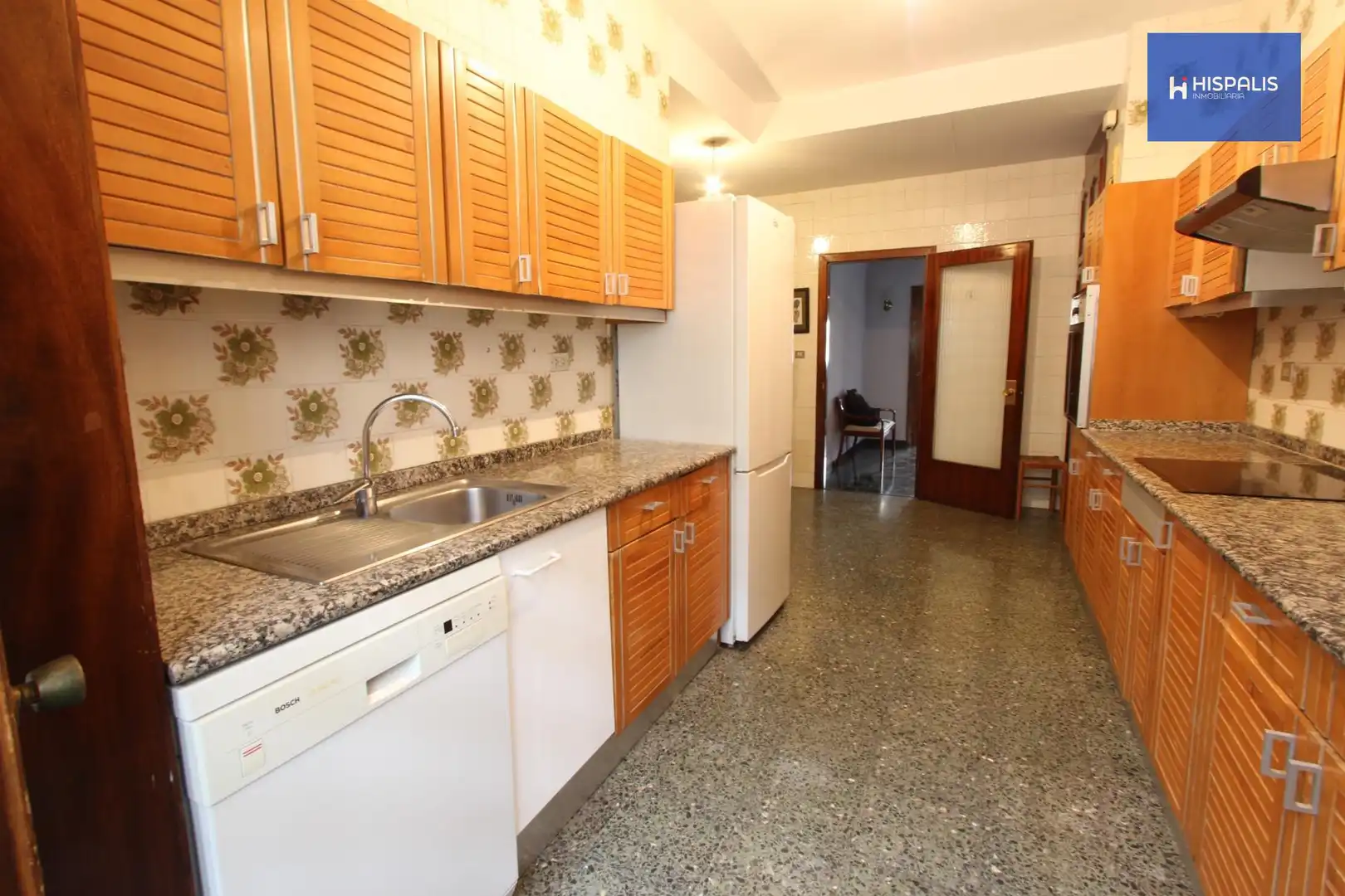 Küche von Wohnung zum Verkauf in Sevilla mit Klimaanlage und Terrasse
