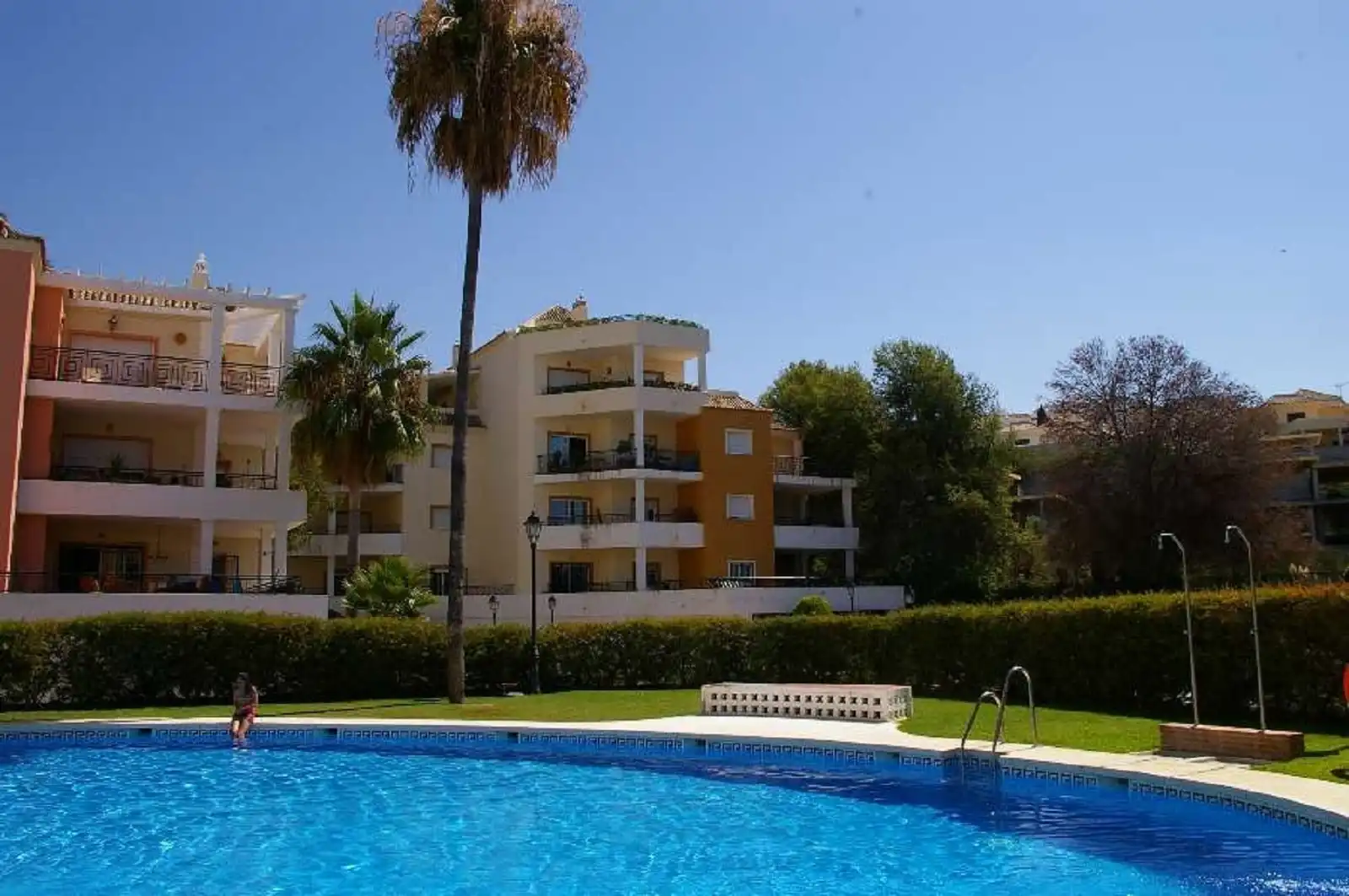 Garden of Flat for sale in Marbella  with Air Conditioner, Terrace and Storage room
