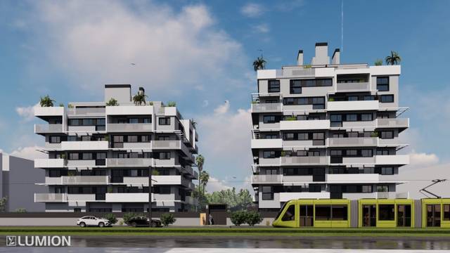 Piso en Venta en Avenida Don Juan de Borbon, 102 en Juan de Borbón