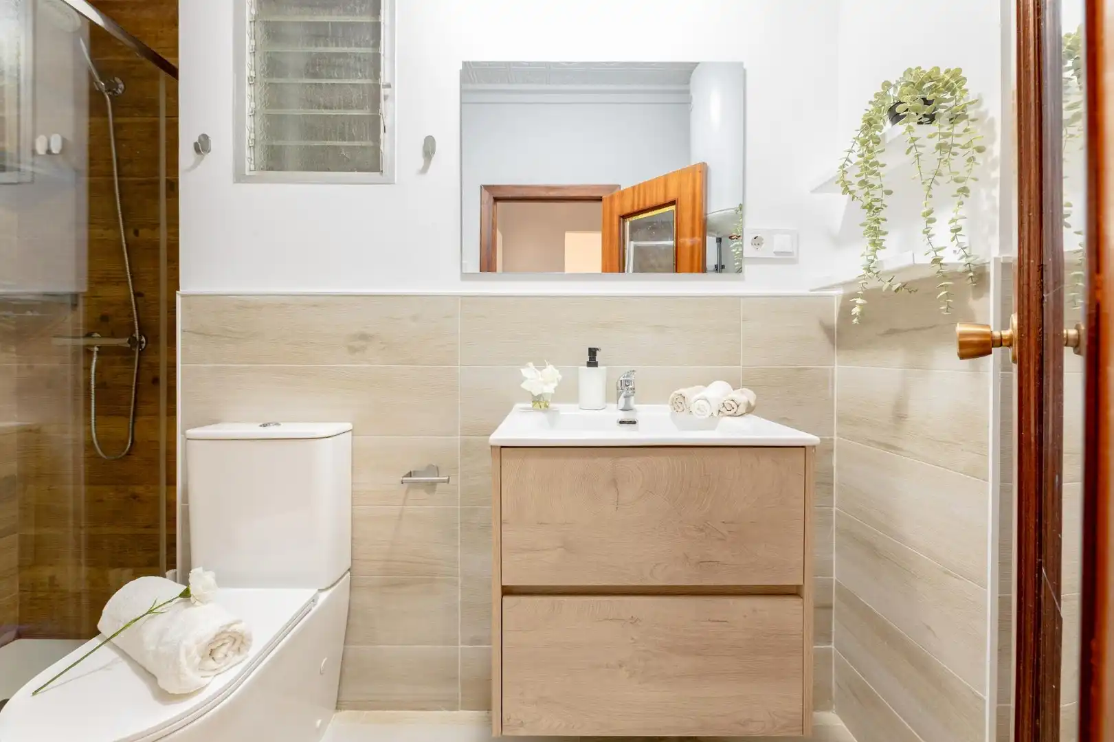 Baño de Piso en venta en Valencia con Aire acondicionado y Alarma