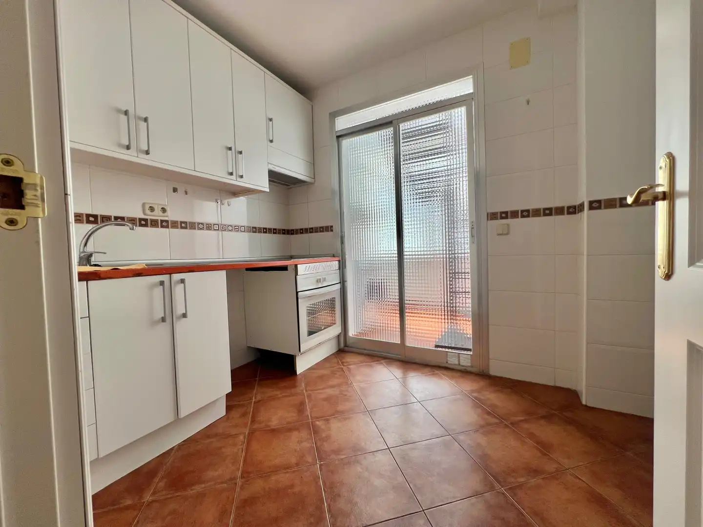 Cocina de Dúplex de alquiler en Collado Villalba con Calefacción, Jardín privado y Terraza