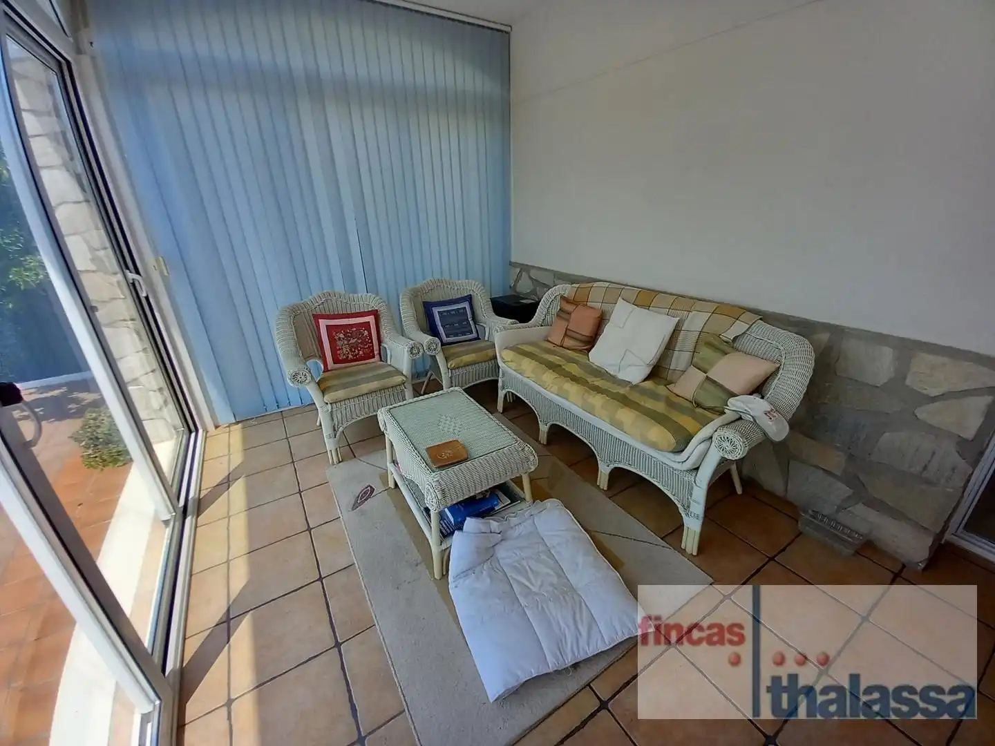 Casa amb piscina en venda a Fenals, imagen 4