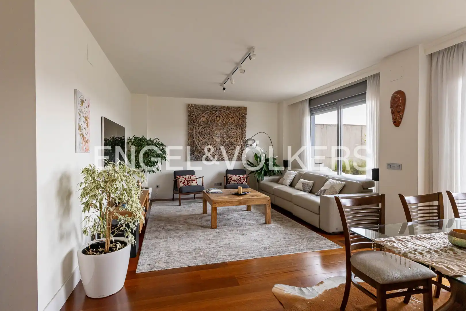 Living room of Duplexes for sale in La Moraleja  with Air Conditioner, Heating and Terrace