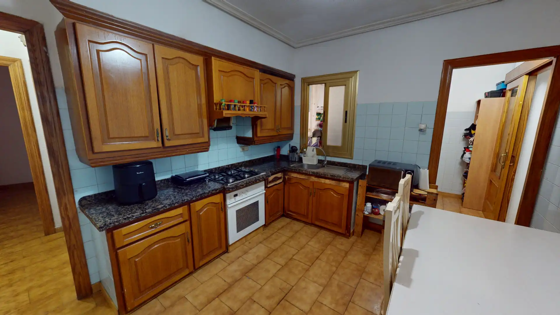 Kitchen of Flat for sale in Elche / Elx  with Air Conditioner, Furnished and Oven