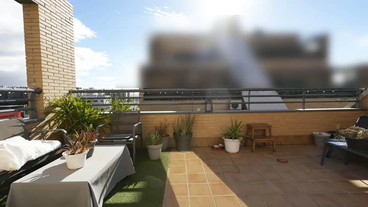 Terraza de Ático en venta en Madrid con Calefacción, Terraza y Trastero