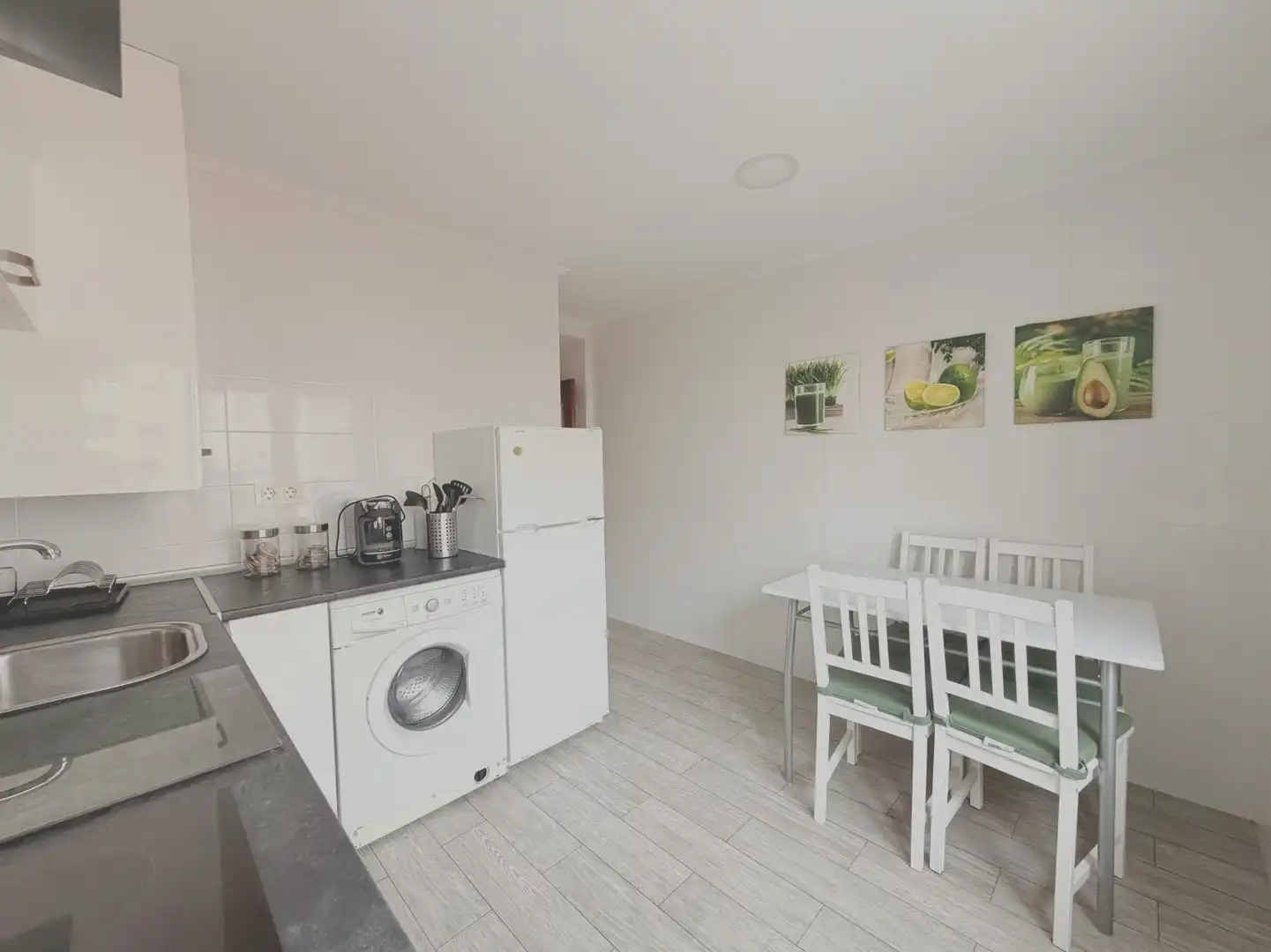 Cocina de Piso en venta en Gijón  con Calefacción y Amueblado