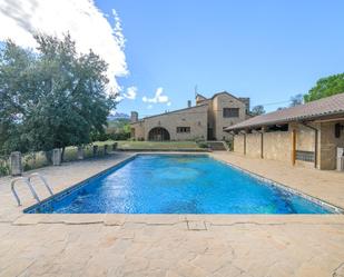 Piscina de Casa o xalet en venda en Sant Vicenç de Castellet amb Calefacció, Jardí privat i Traster