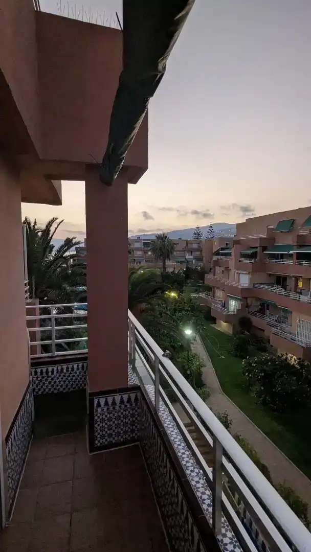 Vista exterior de Pis en venda en Salobreña