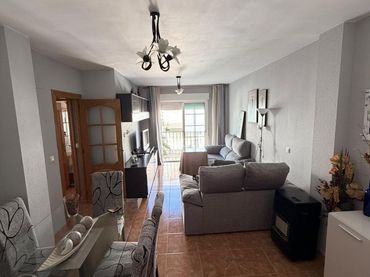 Piso con balcón en venta en Calle carlos cano