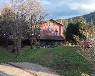 Vista exterior de Pis en venda en Santillana del Mar