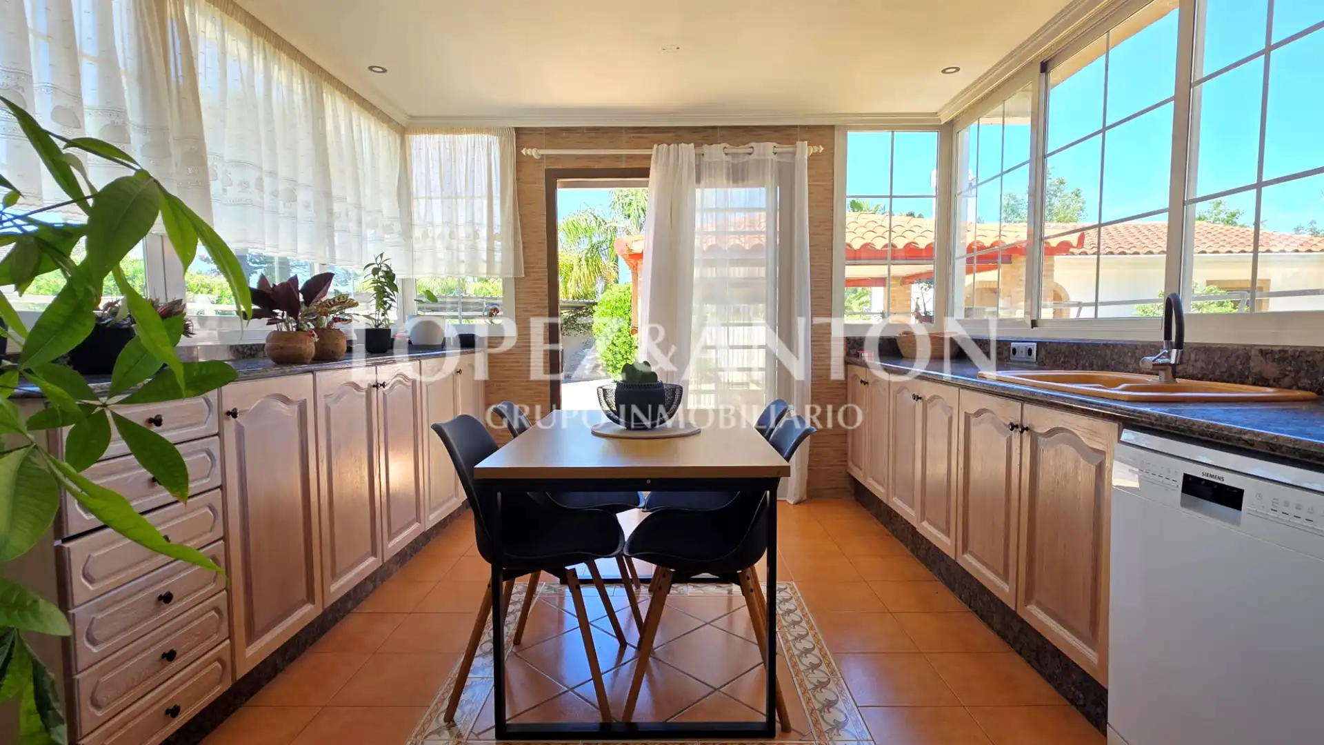Küche von Haus oder Chalet zum Verkauf in L'Eliana mit Klimaanlage, Heizung und Privatgarten