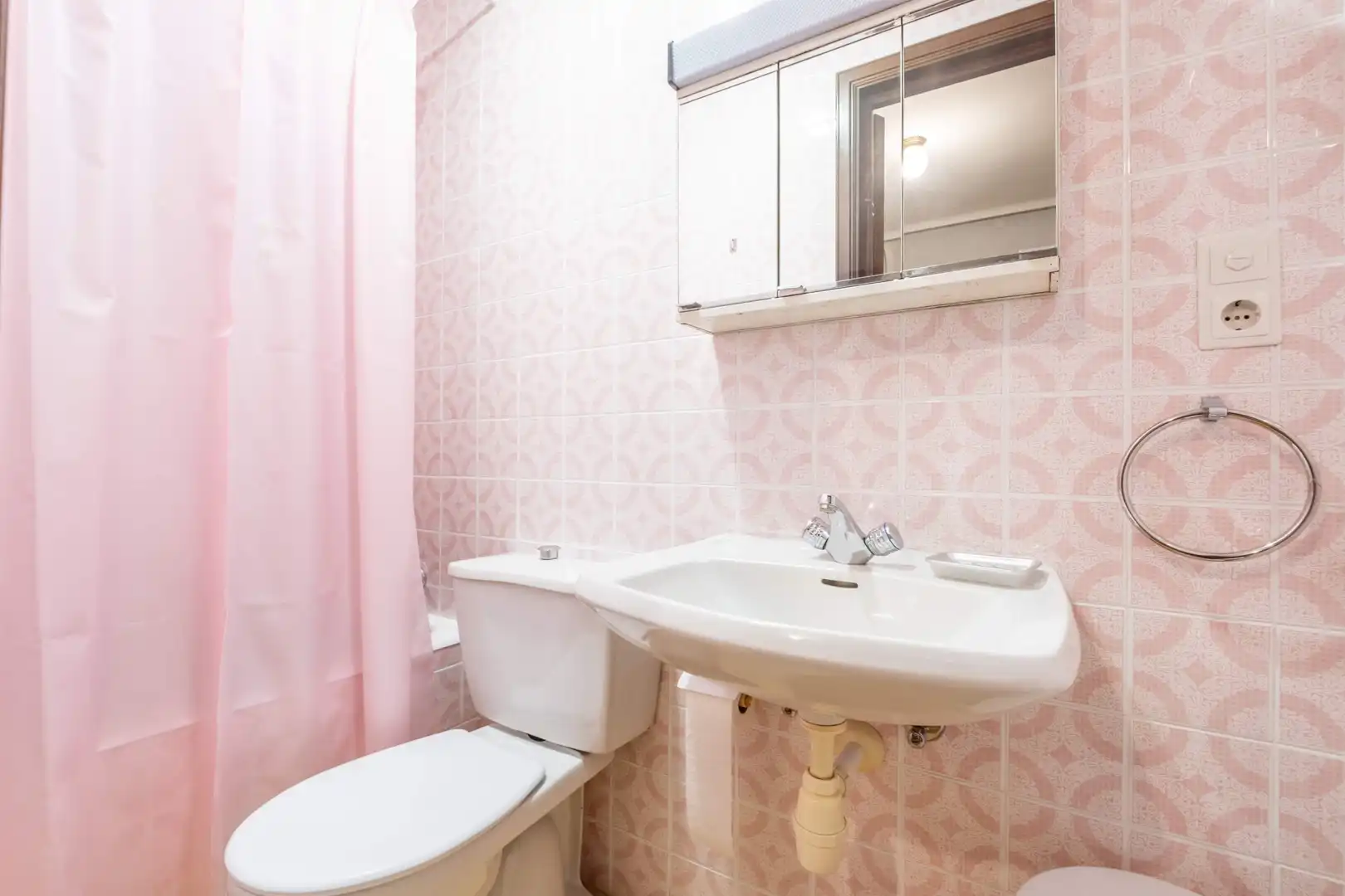 Baño de Piso en venta en Zaragoza con Calefacción, Terraza y Balcón
