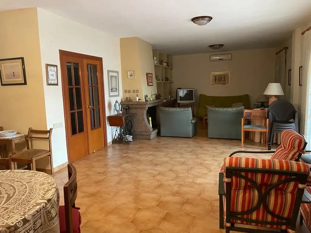 Detached house with pool for sale in Heliópolis, imagen 7