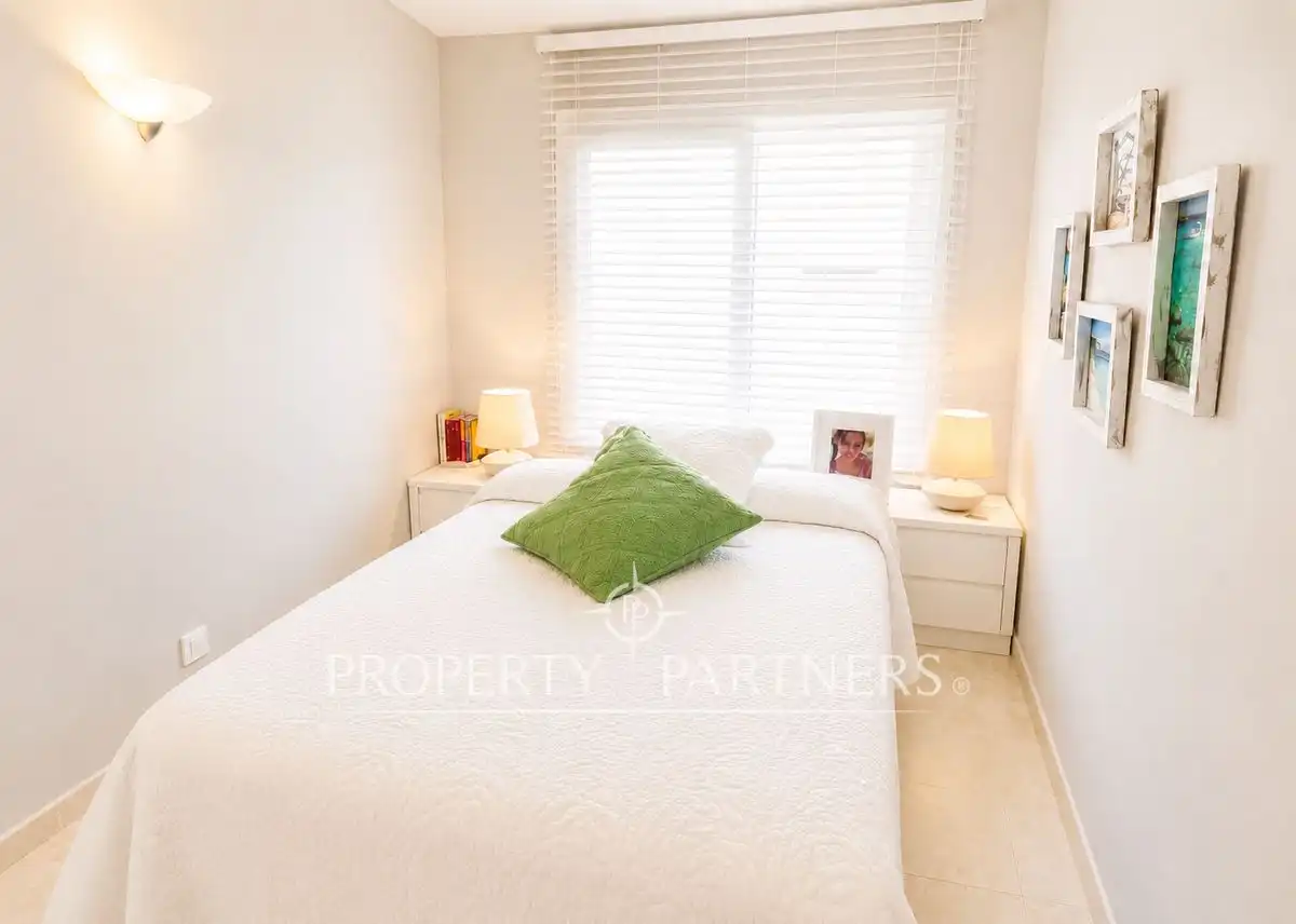 Dormitori de Apartament en venda en Ciutadella de Menorca amb Aire condicionat, Calefacció i Jardí privat
