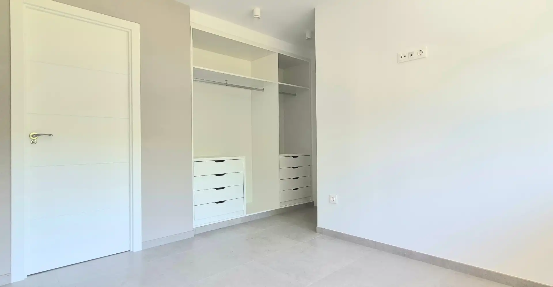 Flat with terrace for sale in Calle Uruguay 11, imagen 5