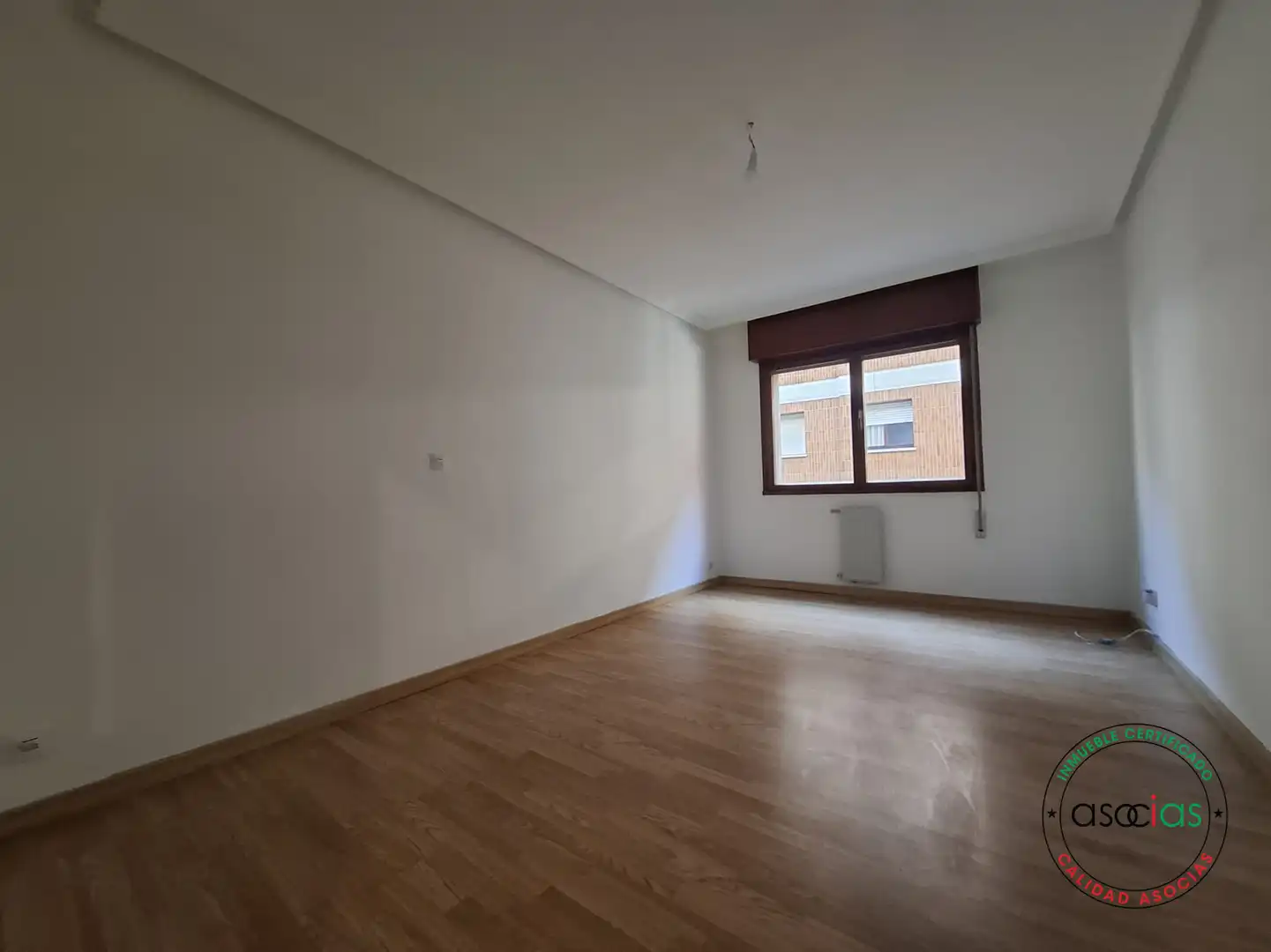 Habitación de Piso en venta en Gijón  con Calefacción